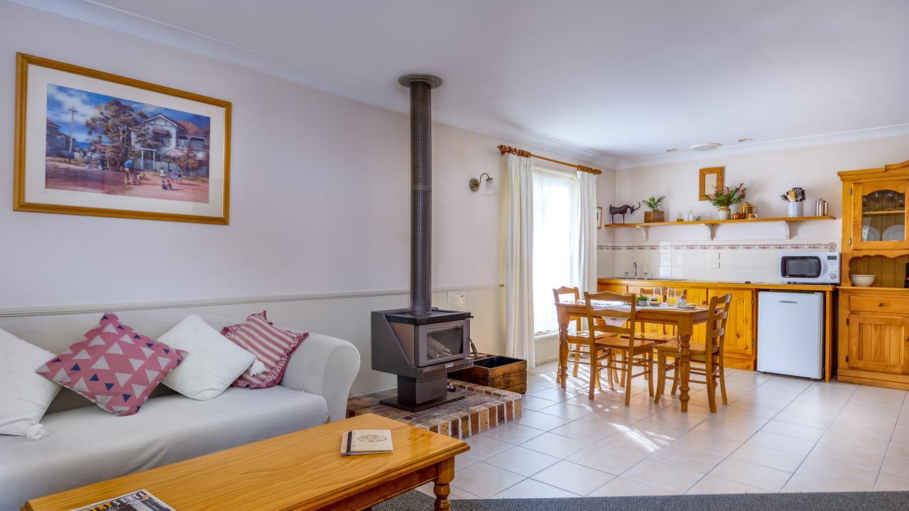 Honeysuckle Cottages Станторп Экстерьер фото